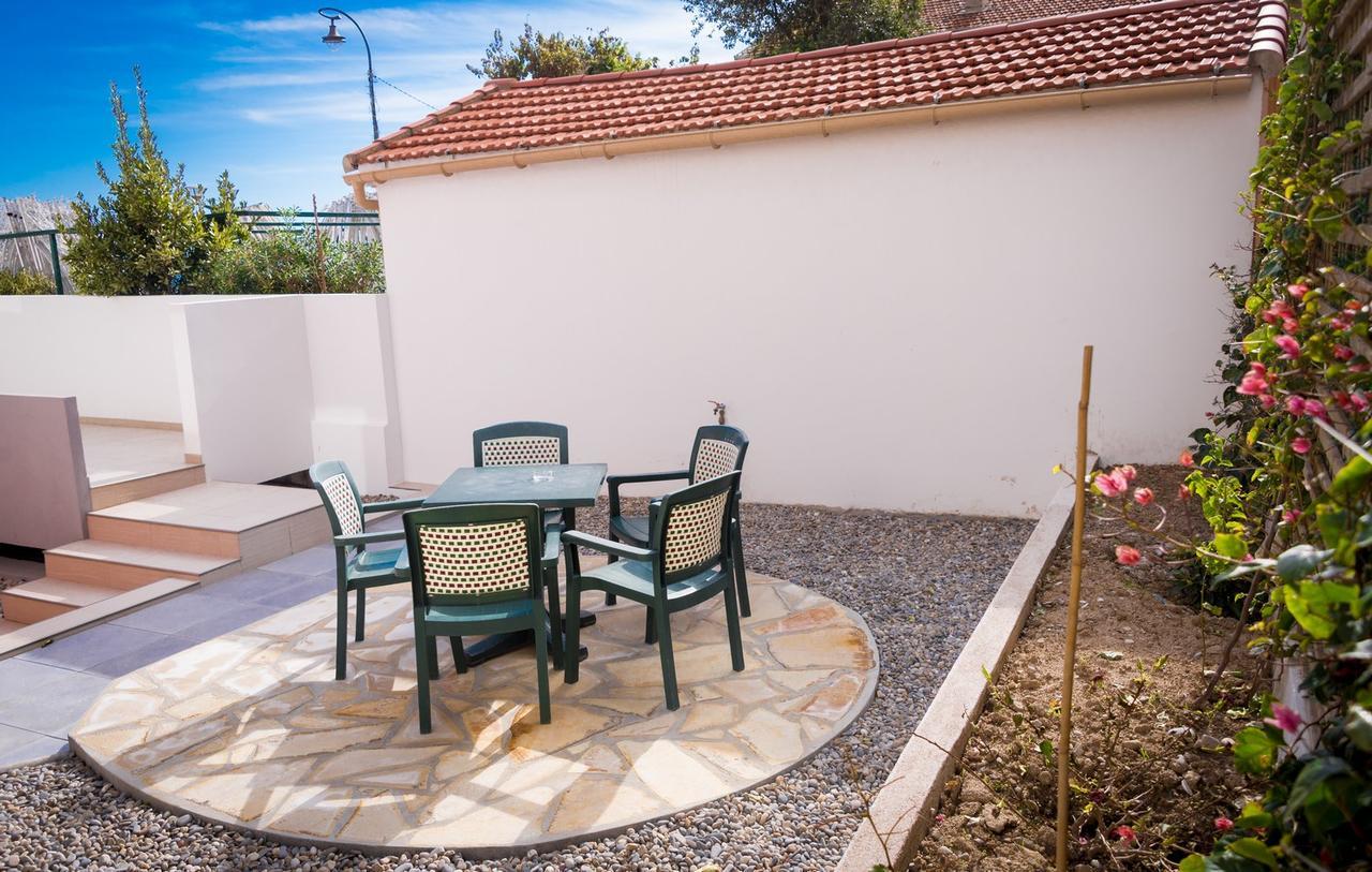 Hotel Et Appartements Reine D'Azur Рокбрюн-Кап-Мартин Екстериор снимка